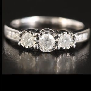 0.49 CTW 3 Brilliant Cut Natural Diamonds 10k White Gold Ring Bezel Set Size 6